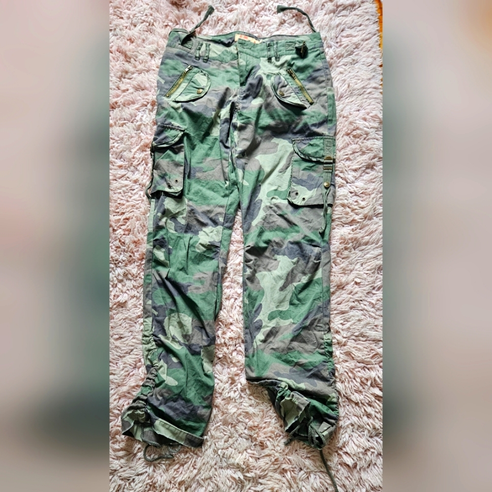 Camo Cargo pants